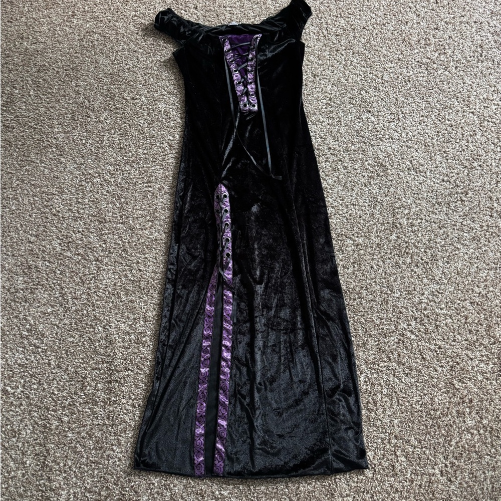 Elegant Black and Purple Velvet Gown